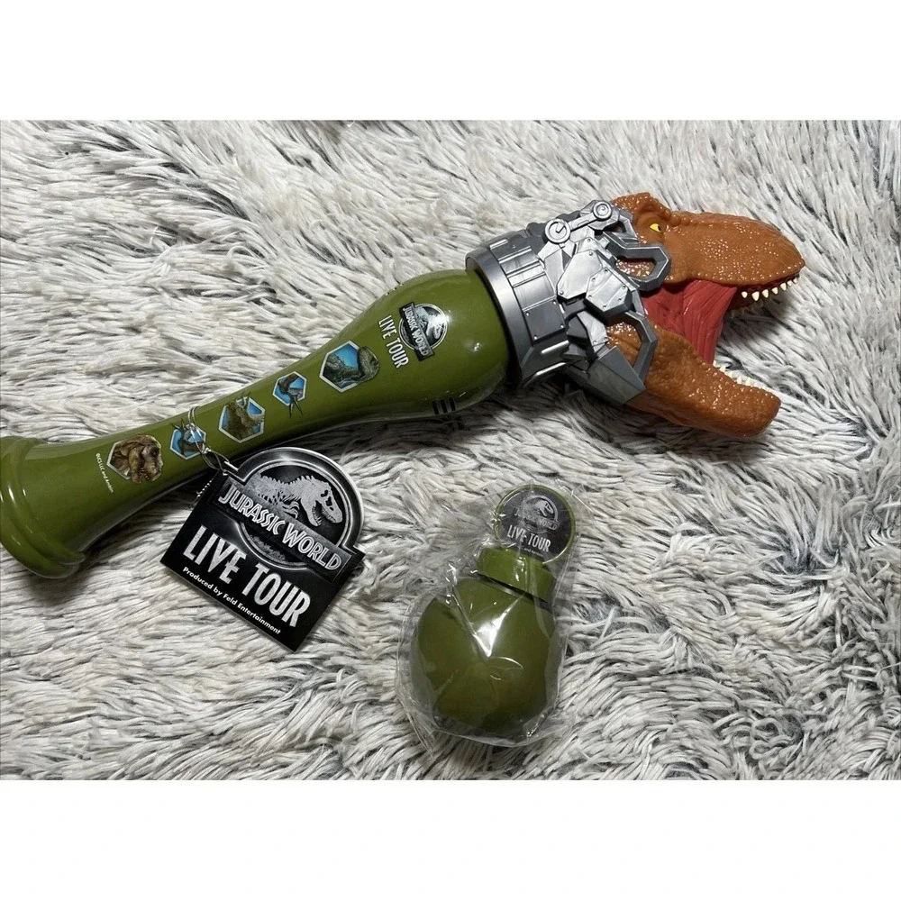 Jurassic World Live Tour Tyrannosaurus Rex Light‎ Up Auto Bubble Blower NEW